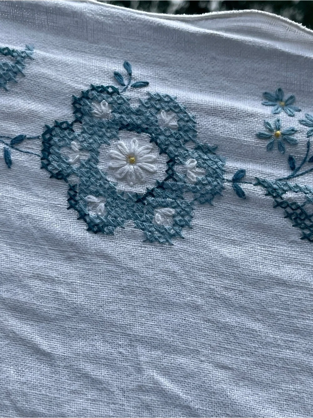 Embroidered White Linen tablecloth with blue flowers Motif